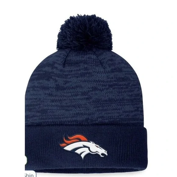 Denver Broncos Knit Hat Fanatics Branded Defender Cuffed Pom Navy Blue New - Picture 1 of 4